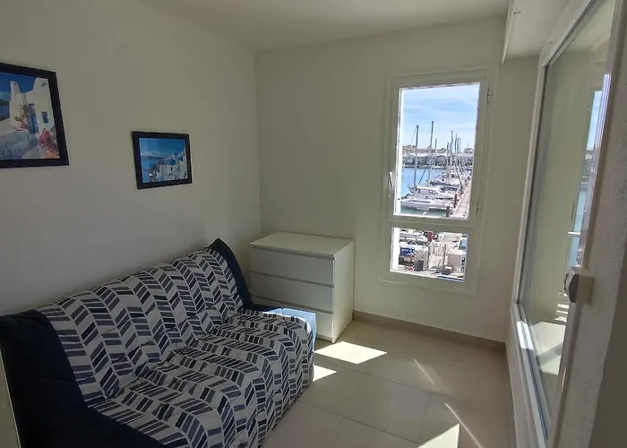 Cap D'agde F3 Belle Vue Port Avec Garage Piscine Climatisation *