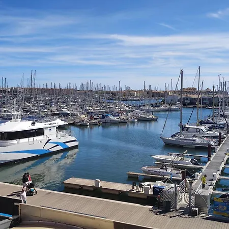Cap D'agde F3 Belle Vue Port Avec Garage Piscine Climatisation Apartament